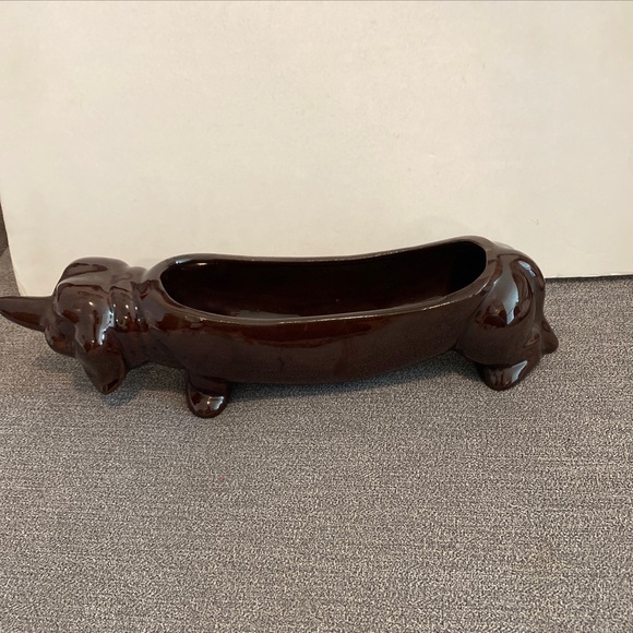 Vintage Dachshund Dog Holder For Crackers Trinkets Candy Ceramic Dresser Caddy - Picture 1 of 5